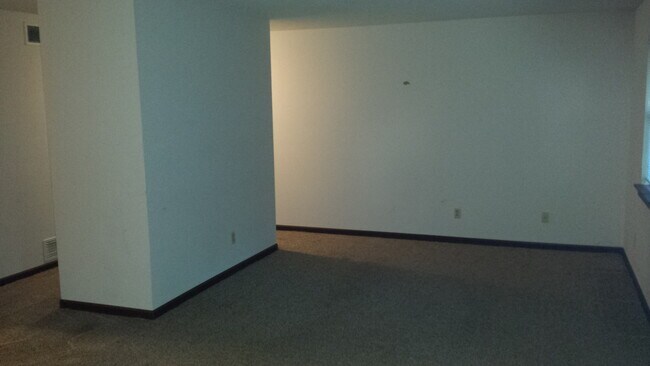 505 Columbia Dr