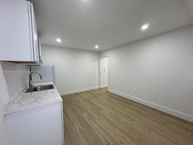 Photo - 12201 SW 64th St Unit 1