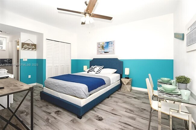 Building Photo - 1626 Fletcher St Unit 4