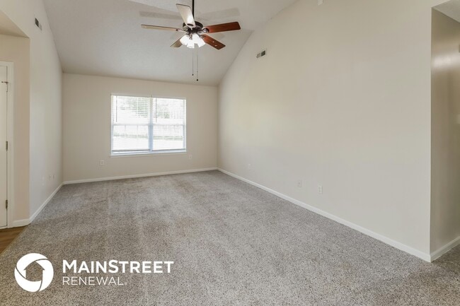 Photo - 420 SE Alger Dr