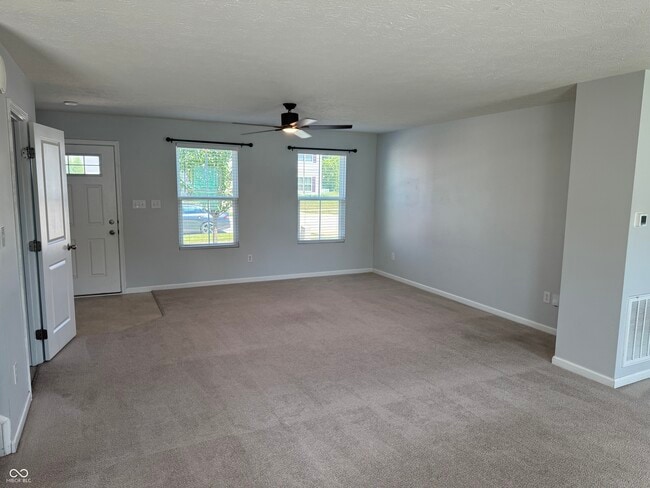 Photo - 204 Dietz Dr