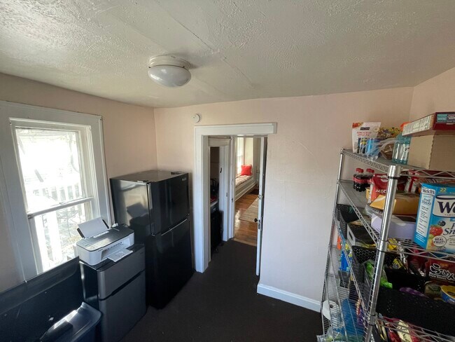 Pantry - 732 Connecticut St