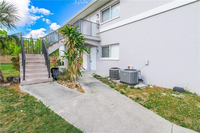 Photo - 10101 Sandy Hollow Ln Unit 102