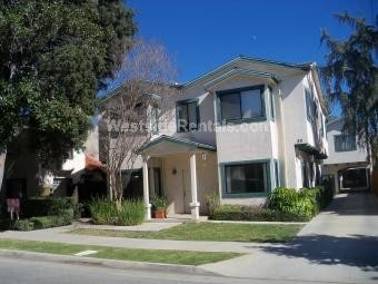 Photo - 80 S Meridith Ave Unidad 06