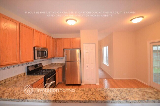 Photo - 1941 Royal Ln