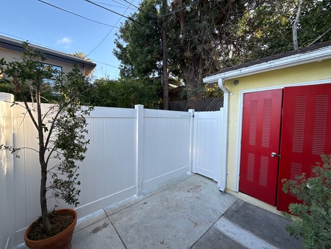 Photo - 9016 Rangely Ave Unit Bungalow B