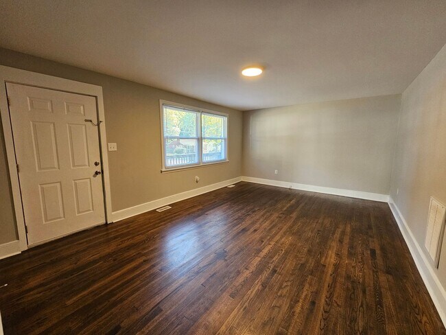 Photo - 538 W Weatherspoon St