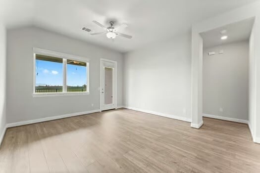 Building Photo - 724 Lake Lacosta Dr
