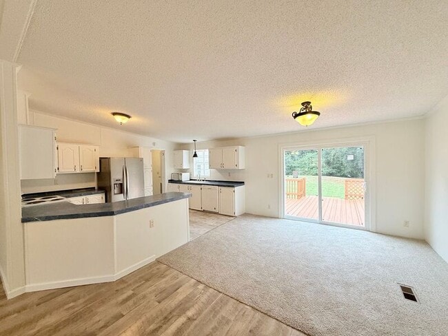 Photo - 3936 Griffith Rd