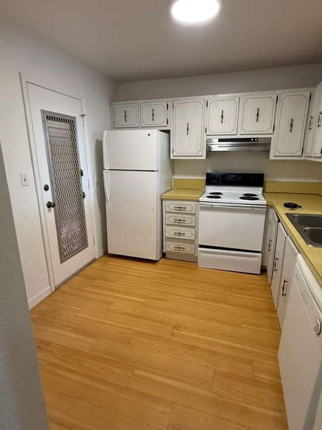 Building Photo - 408 NW 68th Ave Unit 306