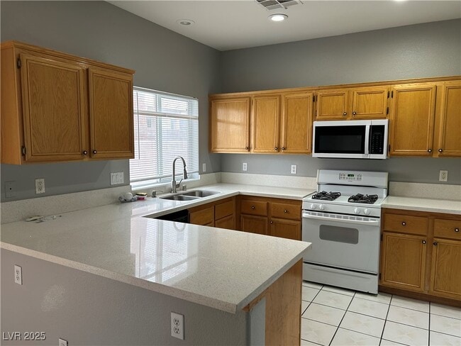 Photo - 861 Clear Diamond Ave