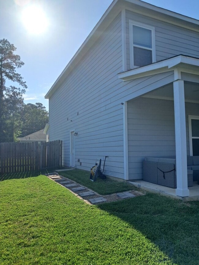 Photo - 15834 Beechnut Dr