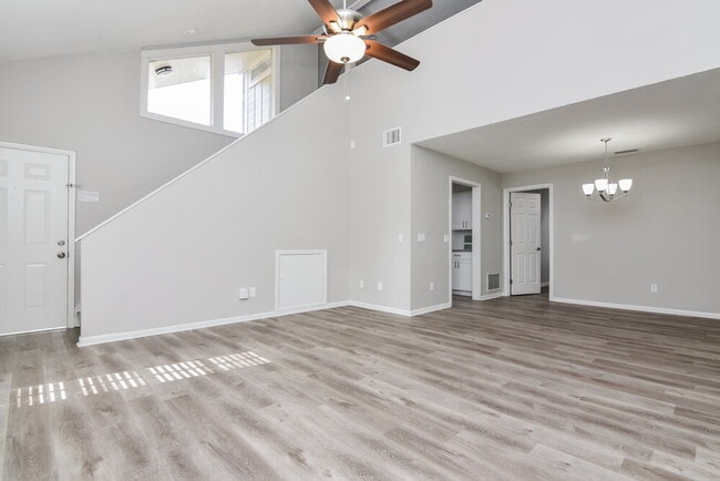 Photo - 8105 N Fremont Ave