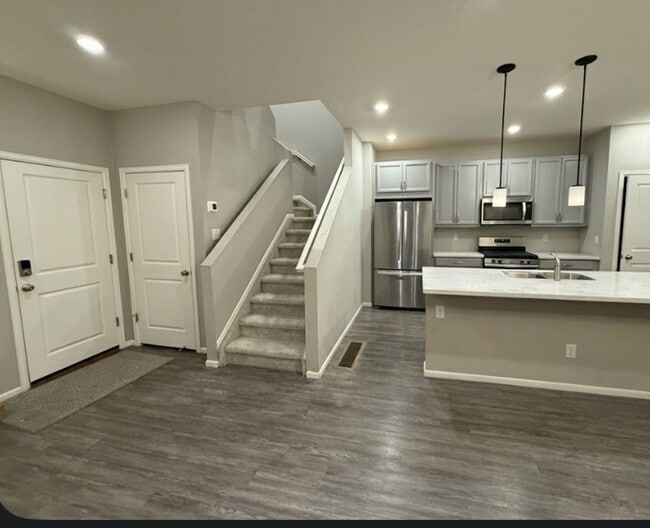 Photo - 21932 E Radcliff Cir