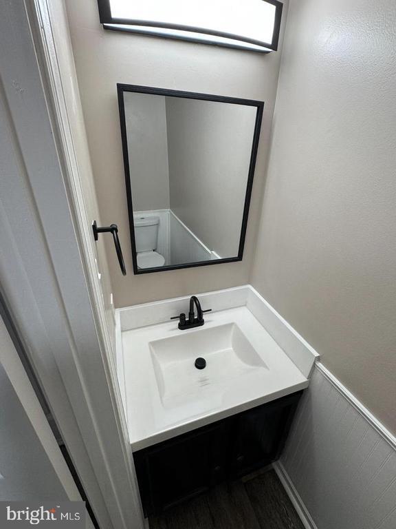 Photo - 520 Ellrose Ct
