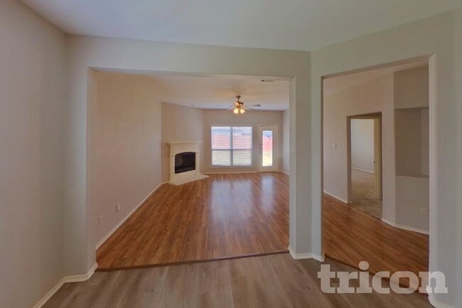 Photo - 1216 Alder Tree Ln