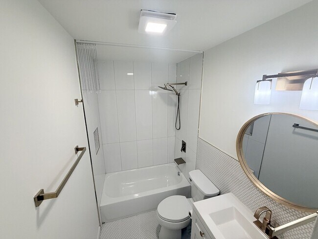 Photo - 2605 Carr St Unit A