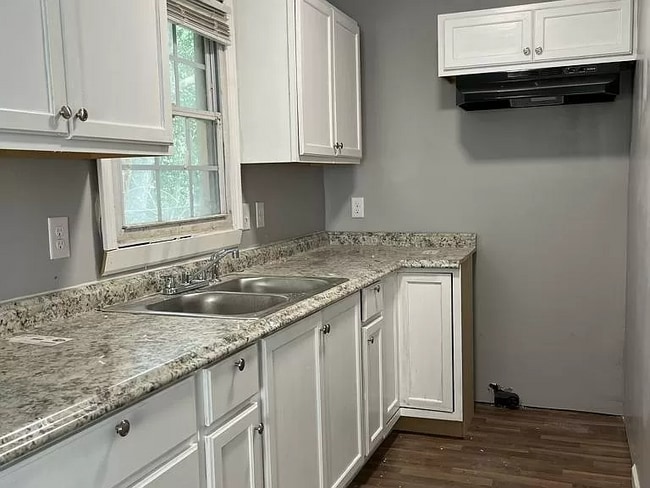 Photo - 2641 Deeb Dr