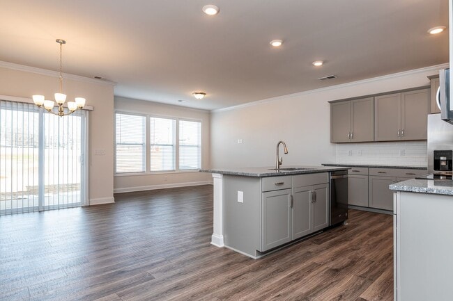 Photo - 437 Yellow Fox Rd