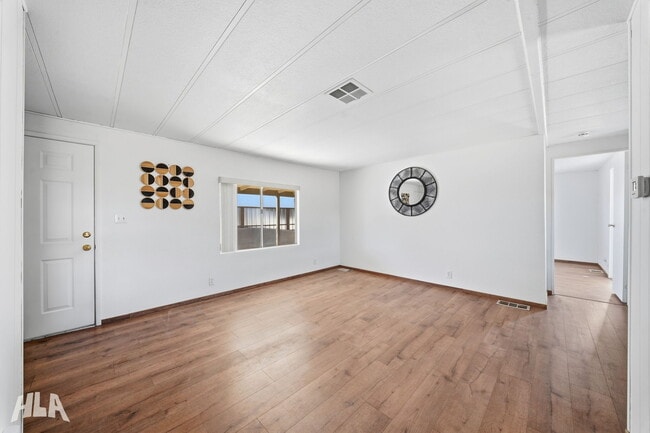Photo - 10584 E Amber Dr