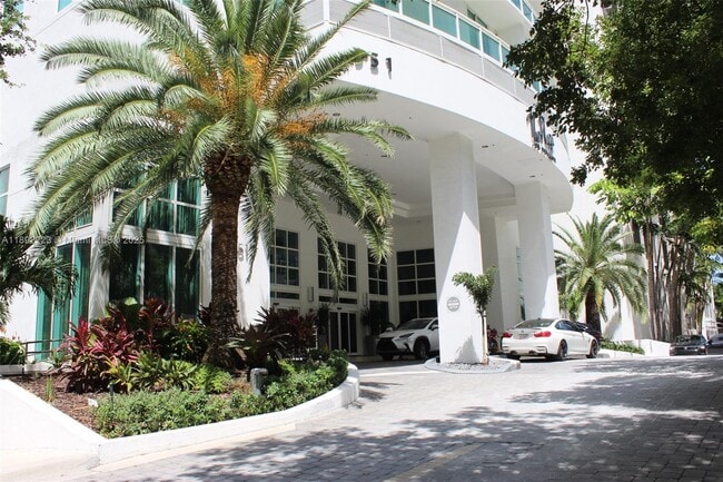 Photo - 951 Brickell Ave Unit 3810