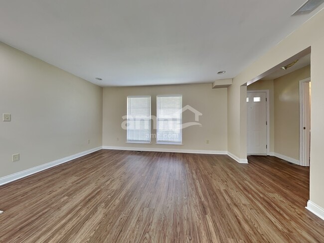 Photo - 1811 Sumpter Ct