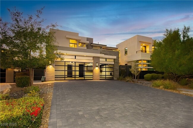 Building Photo - 94 Glade Hollow Dr