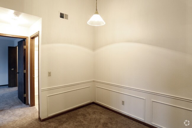 Dos habitaciones - Área de comedor - North Towne Villas