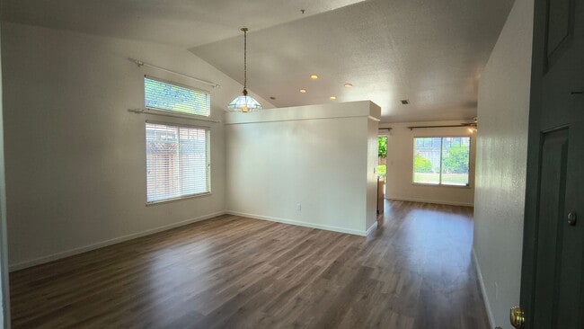 Photo - Brand New Flooring and FRESH Paint - SPACIOUS 3 BEDROOM HOUSE IN LIVERMORE!!!