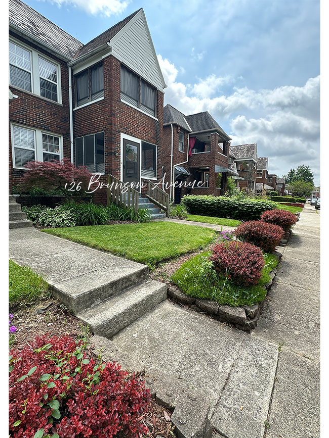 Building Photo - 126 Brunson Ave Unit Duplex Rental