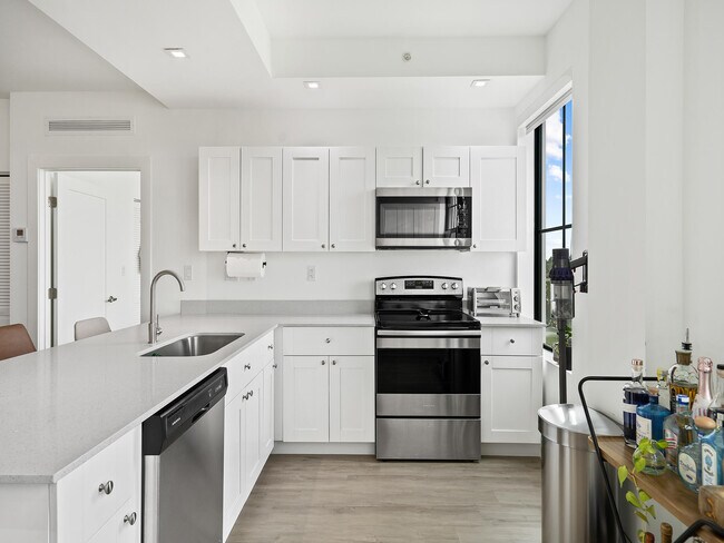 4100 SW 64th Ave Unit 400