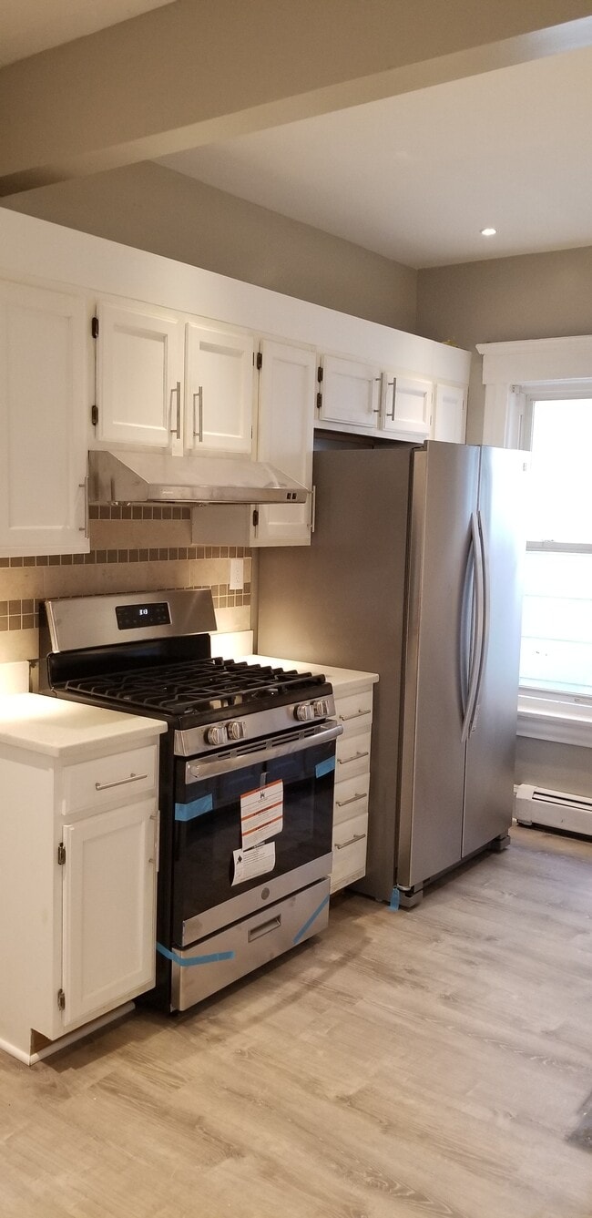 Building Photo - 24 Mission St Unit 1