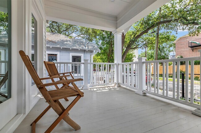 Photo - 904 Willard St Casa