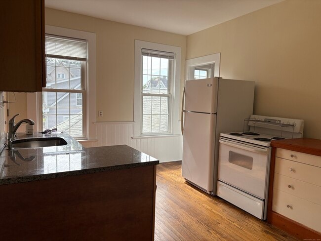 Photo - 687 Broad St Unit 2nd Floor
