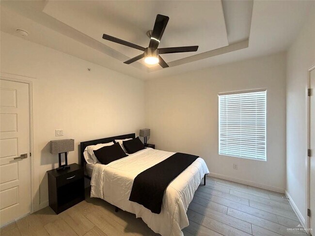 Photo - 9 E Yuma Ave Unit 502