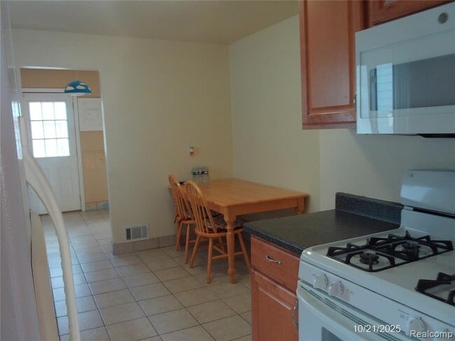 Photo - 762 Ruffner Ave