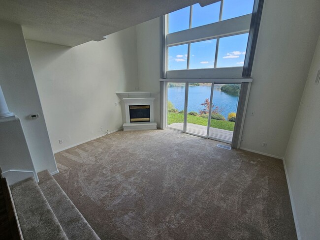 Building Photo - 306 Crystal Springs Ln N Rental