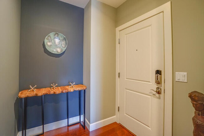 Photo - BEAUTIFUL TWO BEDROOM CONDO DOWNTOWN VANCOUVER Unit 506