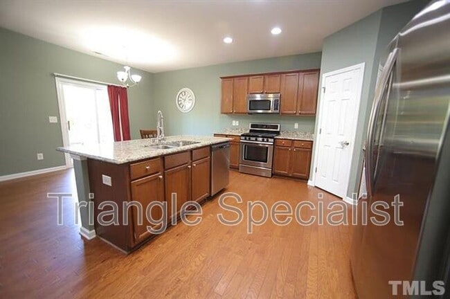 Photo - 8003 McKee Dr