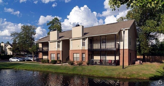 Building Photo - Bradford Pointe Rental