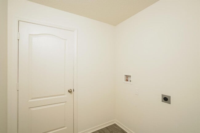 Photo - 2174 SW Wayne St