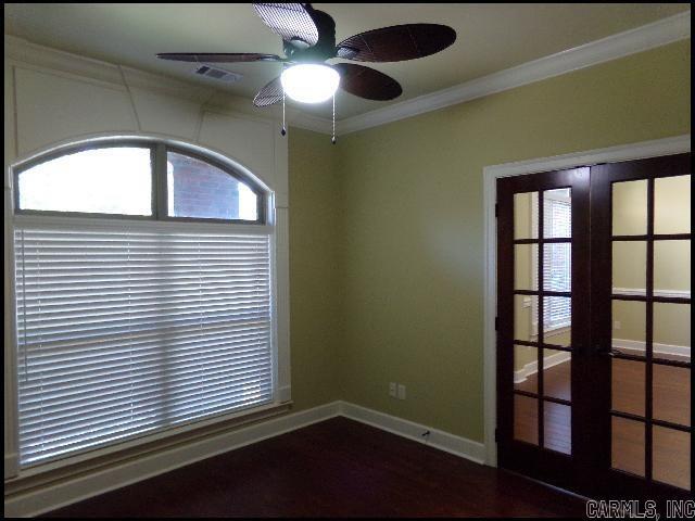 Photo - 111 Chelle Ln