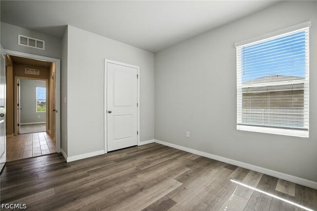 Photo - 2465 NW 9th St