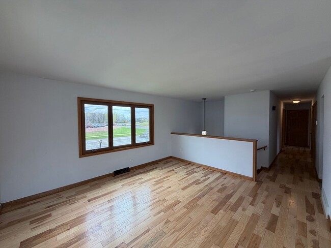 Photo - 5 Bed 2 Bath Single Family Home in Marshfield