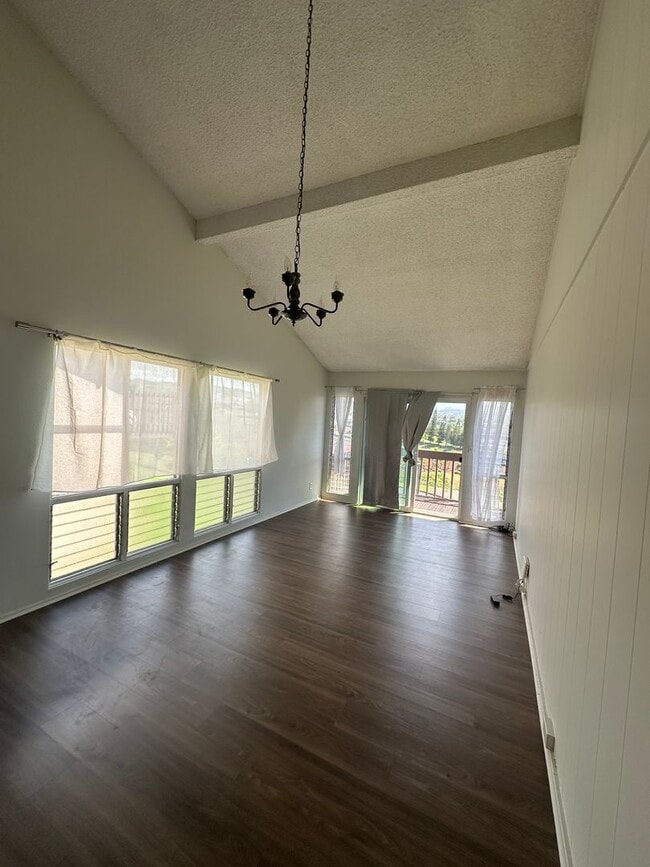 Photo - 3 BD / 2 BA Townhome in Aiea!!!