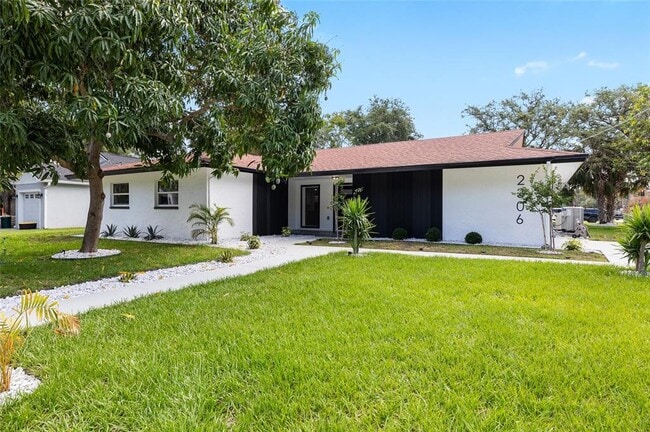 Photo - 2306 S San Jose Cir Casa