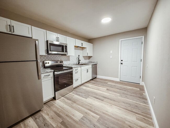 Photo - 9881 Guidy Ln