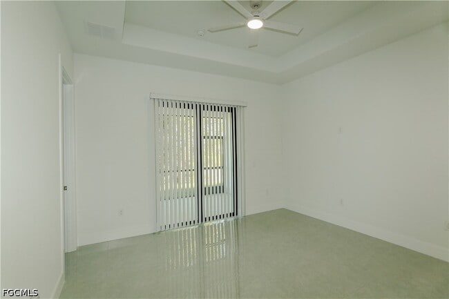 Photo - 143 Harold Ave S