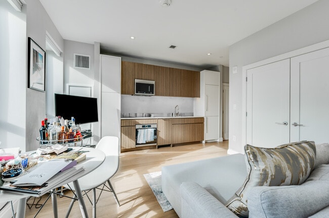 Photo - 100 Shawmut Ave Unit 411