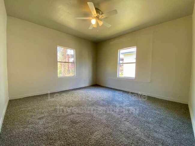 Photo - 545 Wyche St